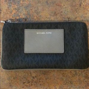 Michael Kors Clutch